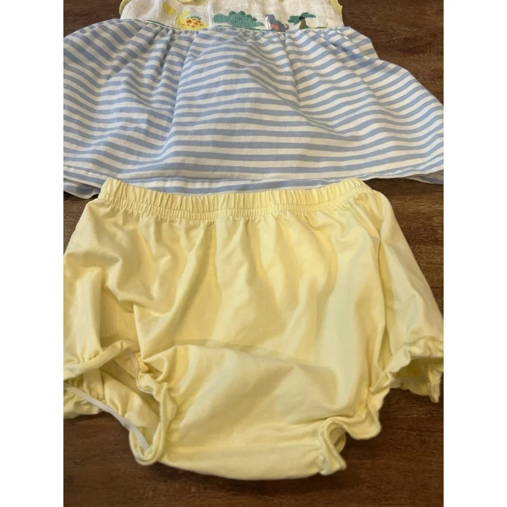 Busy Bees Smocks Toddler Girl Dinosaur 2 Piece Set Smocked Size 2T